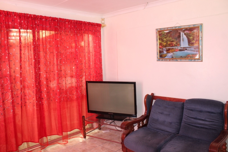 3 Bedroom Property for Sale in Protea Park Western Cape